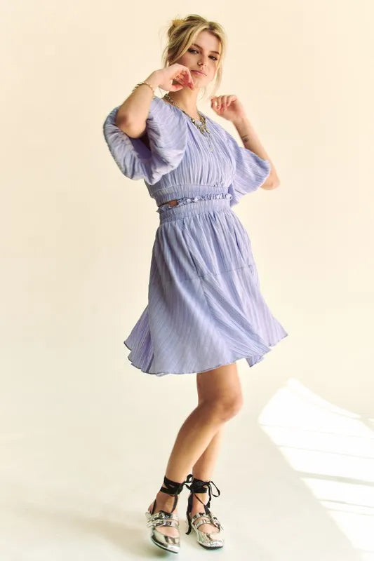 Davi & Dani Back Button Puff Sleeve Mini Dress in Lavender