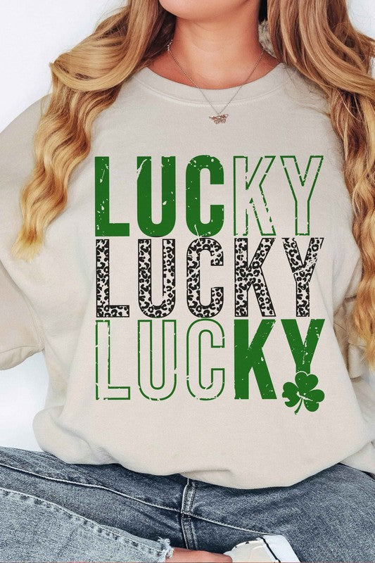 Lucky St. Patrick&#39;s Clover Oversized Sweatshirt