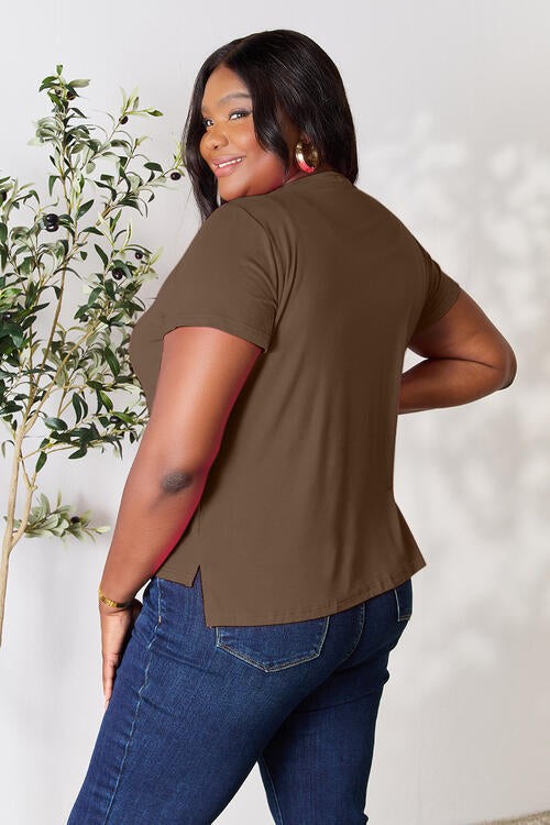 ClaudiaG Apparel Essential Round Neck Top