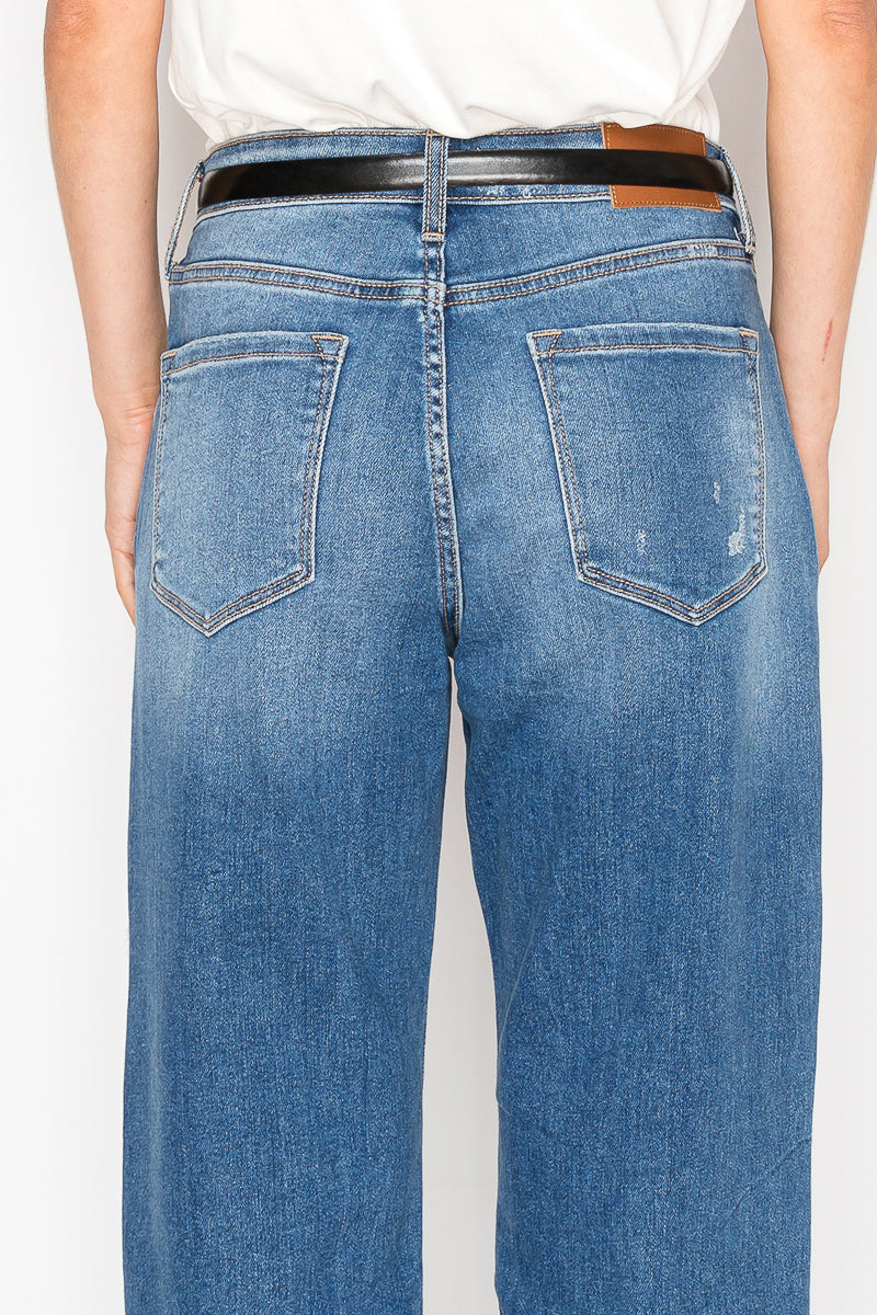 Artemis Vintage|*Hybrid* High Rise Straight Leg