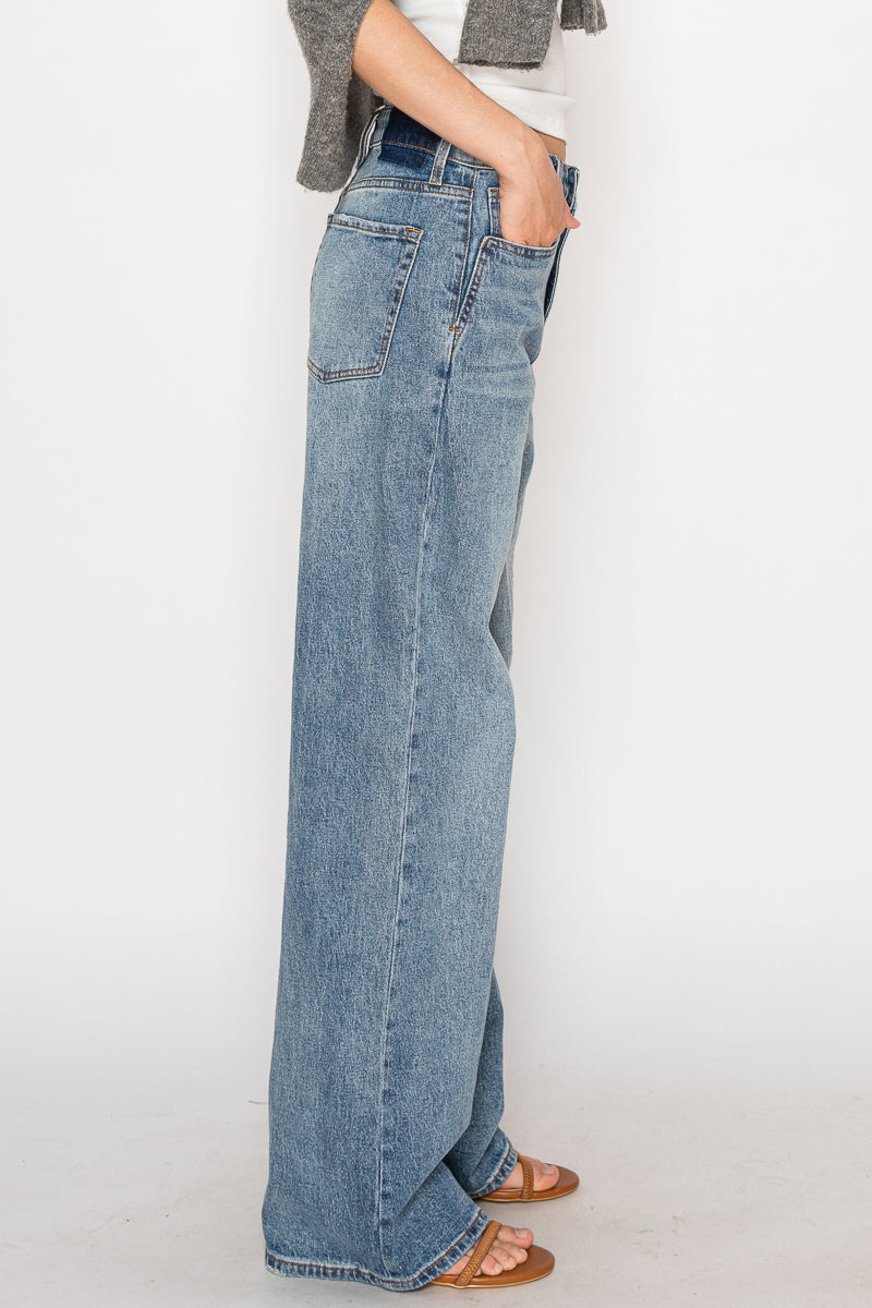 Artemis Vintage |BLUE Slim Ultra High Rise 90's Straight Jeans