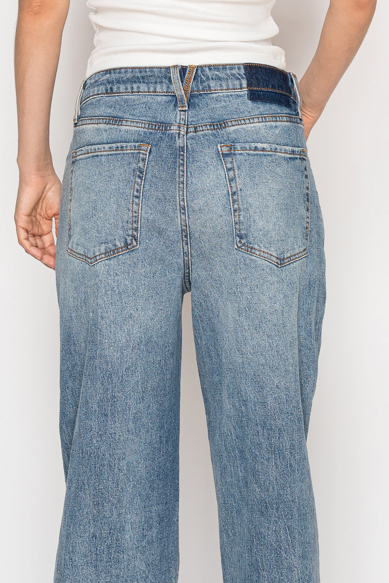 Artemis Vintage |BLUE Slim Ultra High Rise 90's Straight Jeans