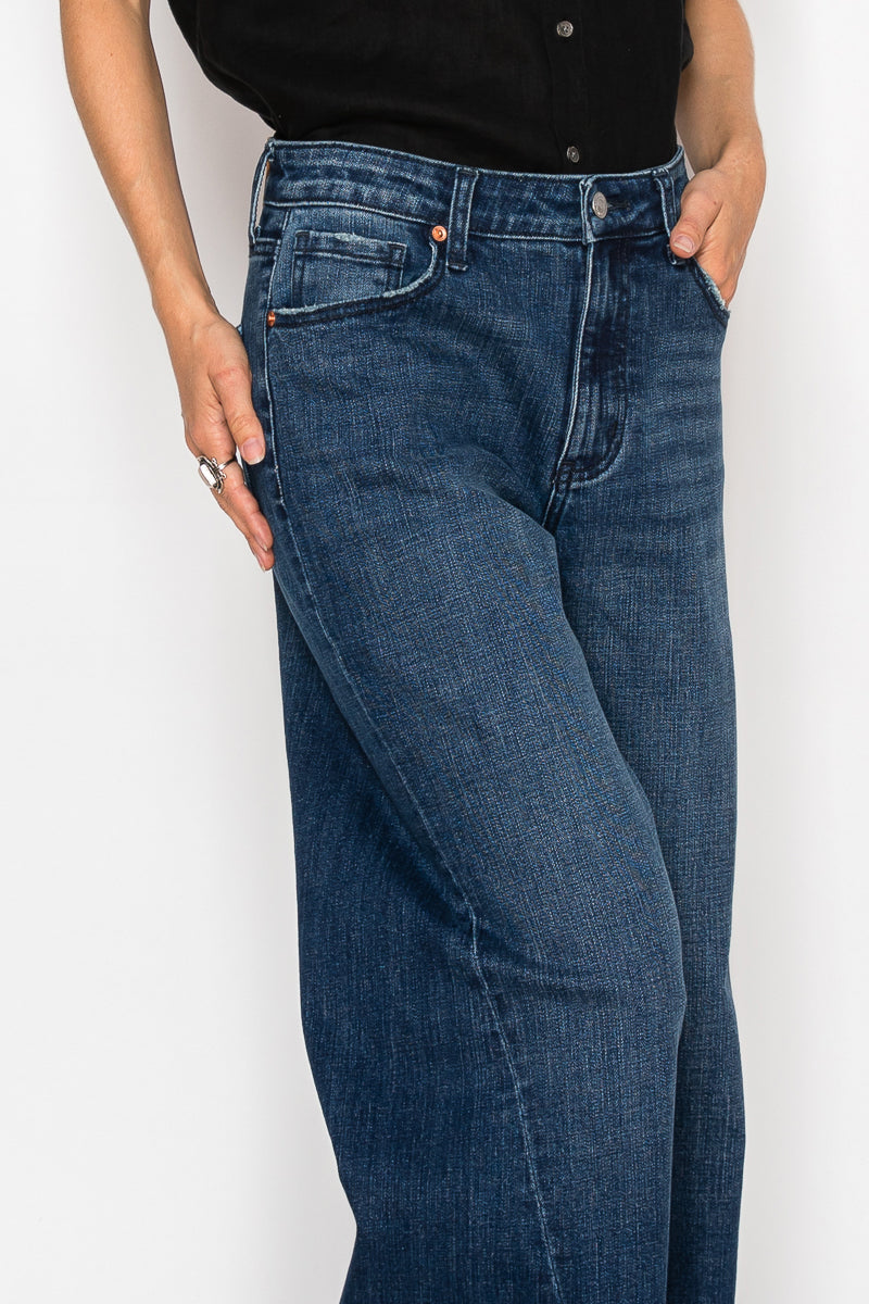 Artemis Vintage |High Rise A-Wide Jeans