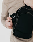 L'uomo Unisex Crossbody Bag