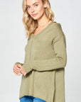 e Luna Solid Light Knit V-Neck Sweater