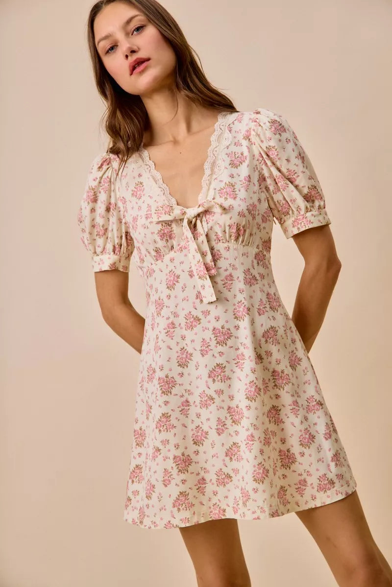 SO ME Floral Lace Trimed  Short Sleeves Mini Dress