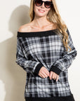 e Luna PLUS Plaid Off Shoulder Top