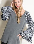 e Luna PLUS Solid Cheetah Mixed Blouse