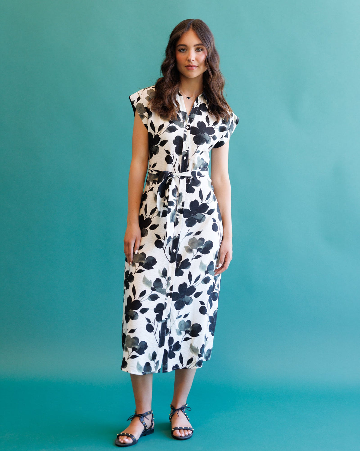 Quintessential Shadow Blossom Floral Midi Dress