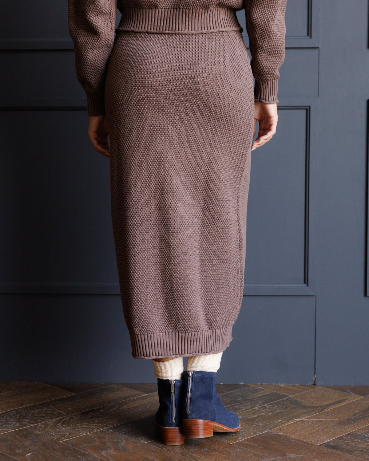 Carpe Diem Straight Midi Skirt in Coffee Quartz