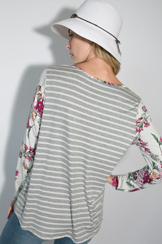 e Luna Striped Floral Mixed Key Hole Tunic Top