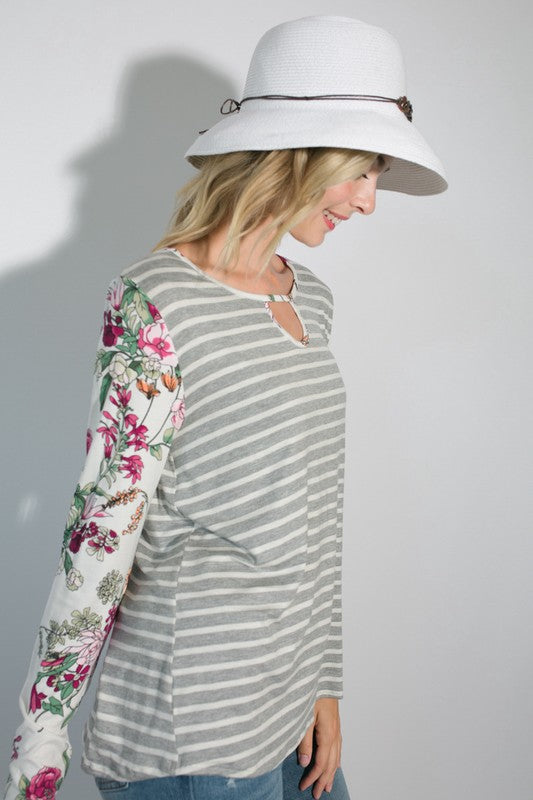 e Luna Striped Floral Mixed Key Hole Tunic Top