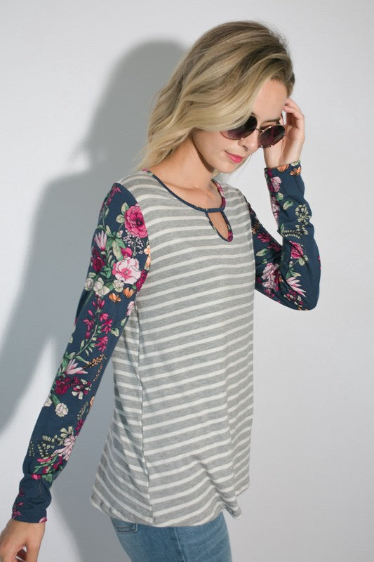 e Luna Striped Floral Mixed Key Hole Tunic Top