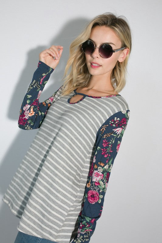 e Luna Striped Floral Mixed Key Hole Tunic Top