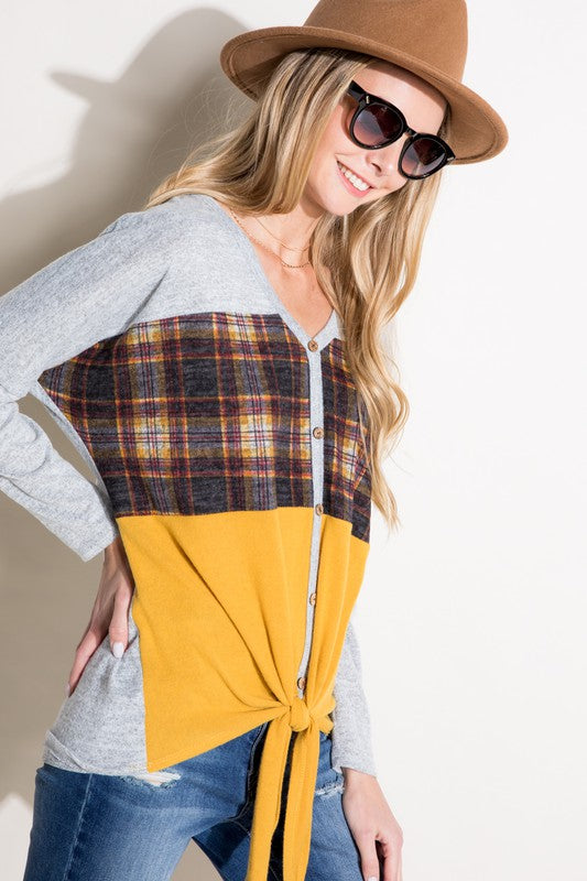 e Luna Solid Plaid Mixed Top