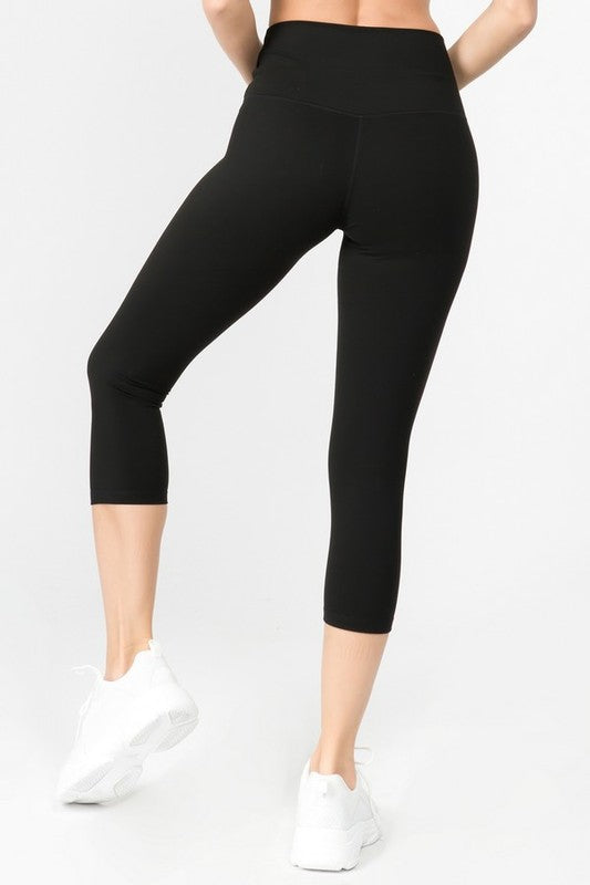 Yelete Buttery Soft Capri Activewear Leggings