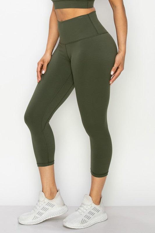 Yelete Buttery Soft Capri Activewear Leggings