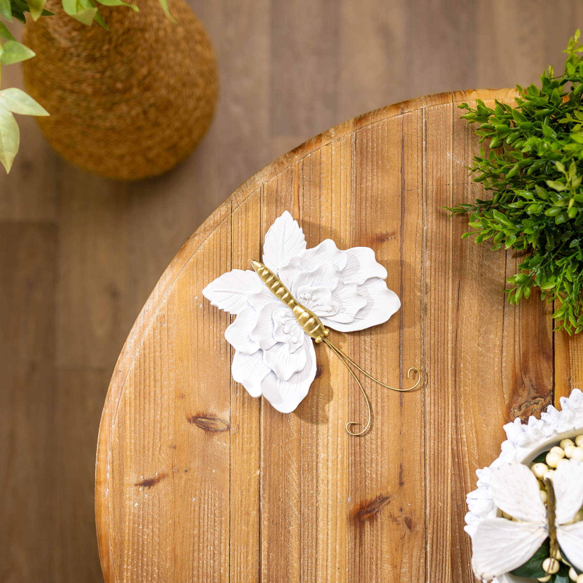 Floral Butterfly Shelf Sitter (Set of 2)