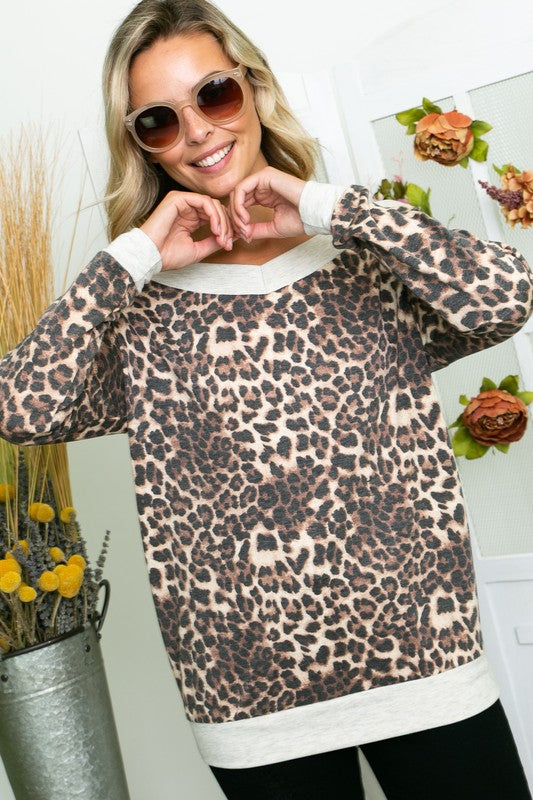 e Luna French Terry Solid Cheetah Mix V-Neck Top