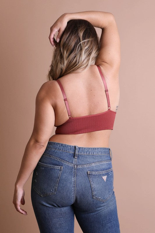 Leto Accessories Plus Size Waistband Loop Lace Brami