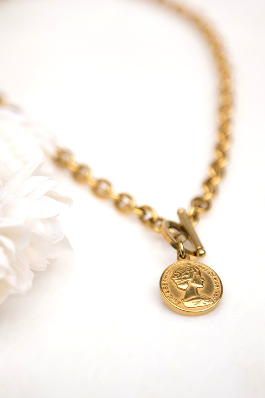 Coin Accent Chain Necklace - Online Only