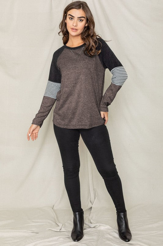 V-Stich Color Block Tunic