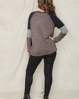 PLUS V-Stich Color Block Tunic