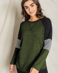 PLUS V-Stich Color Block Tunic