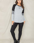 PLUS V-Stich Color Block Tunic