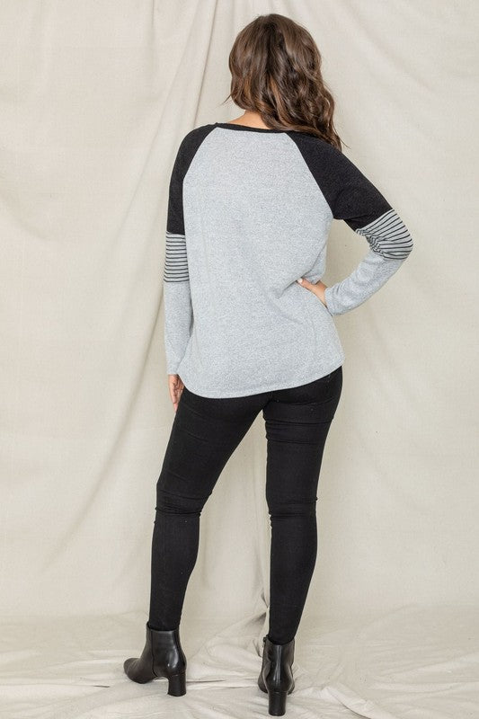 V-Stich Color Block Tunic