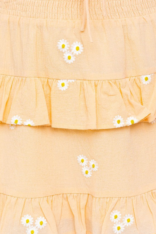 LE LIS Daisy Embroidered Tiered Mini Skirt