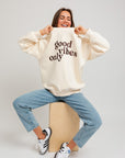 Le Lis Letter Embroidery Oversized Sweatshirt