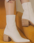 OASIS SOCIETY Vienna - Sleek Ankle Hugging Booties