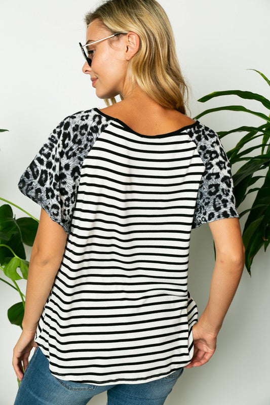 e Luna Striped Animal Flare Sleeve Top