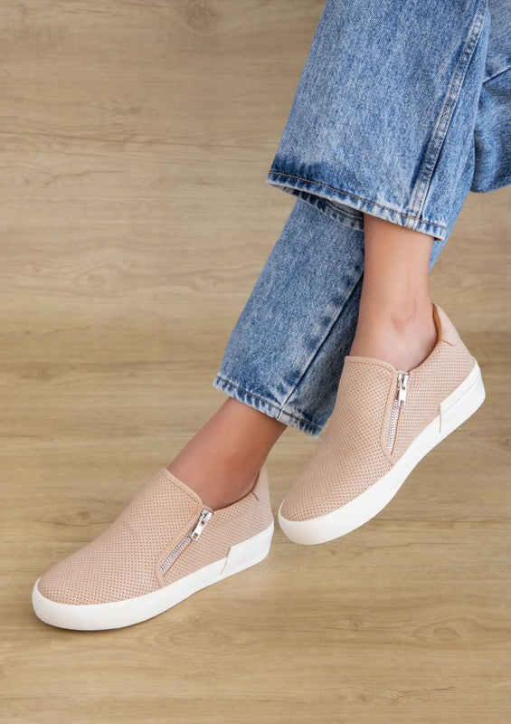 Zion Sneakers