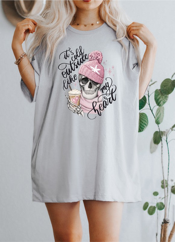 It&#39;s Cold Outside Like My Heart Graphic Tee