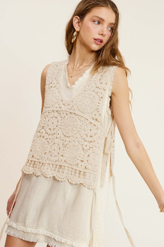 La Miel Self Side Tie Detailed Crochet Vest Top