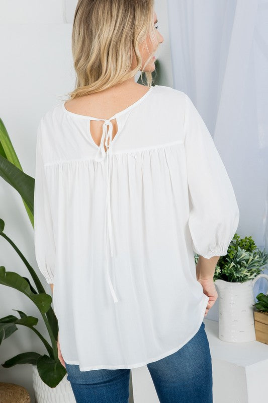 e Luna PLUS Solid Pintuck Tunic Blouse