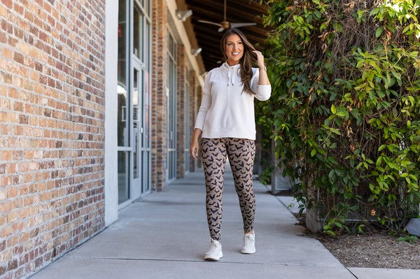 Julia Rose |The Bianca Leopard Bat Leggings