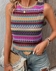 Women's Wavy Pattern Round Neck Sleeveless Top