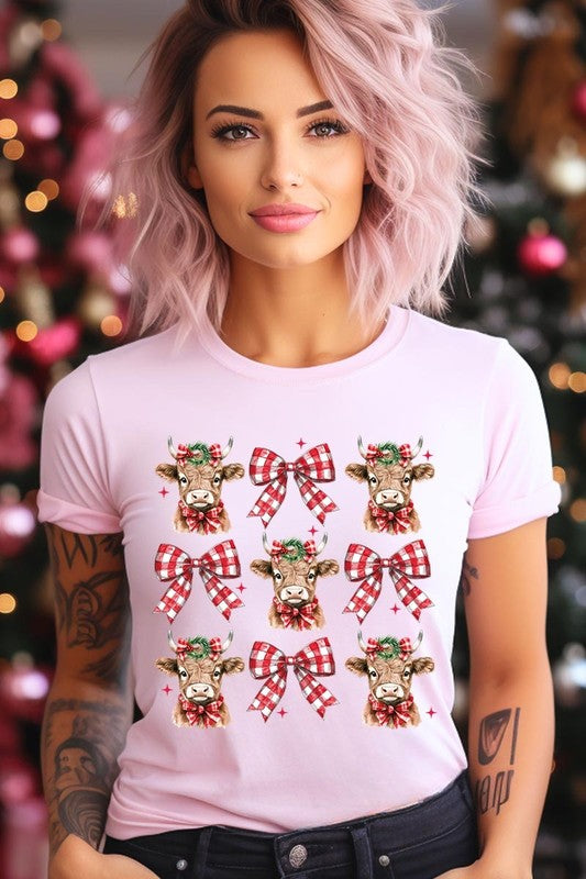 Christmas Highland Cow Graphic Tee