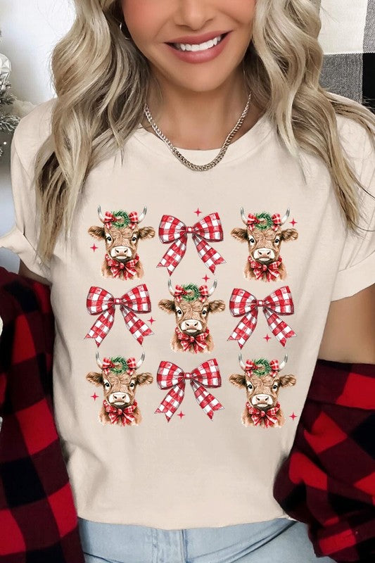 Christmas Highland Cow Graphic Tee