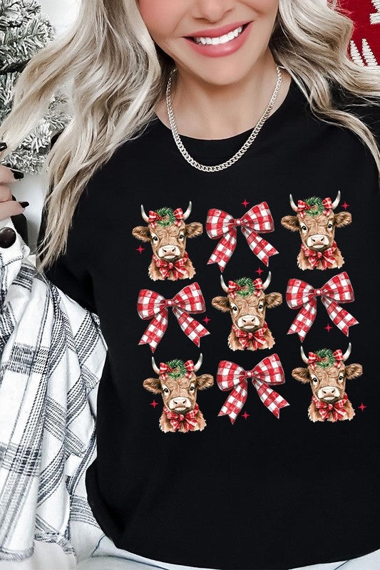 Christmas Highland Cow Graphic Tee