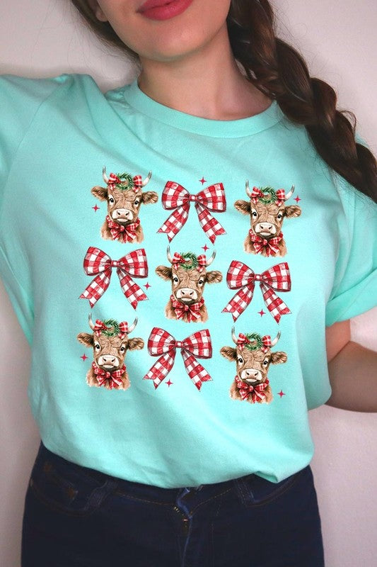 Christmas Highland Cow Graphic Tee