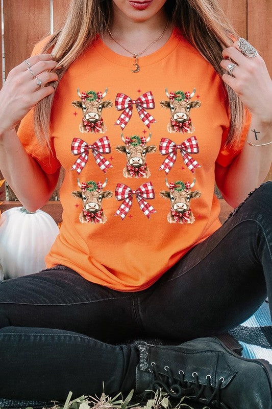 Christmas Highland Cow Graphic Tee