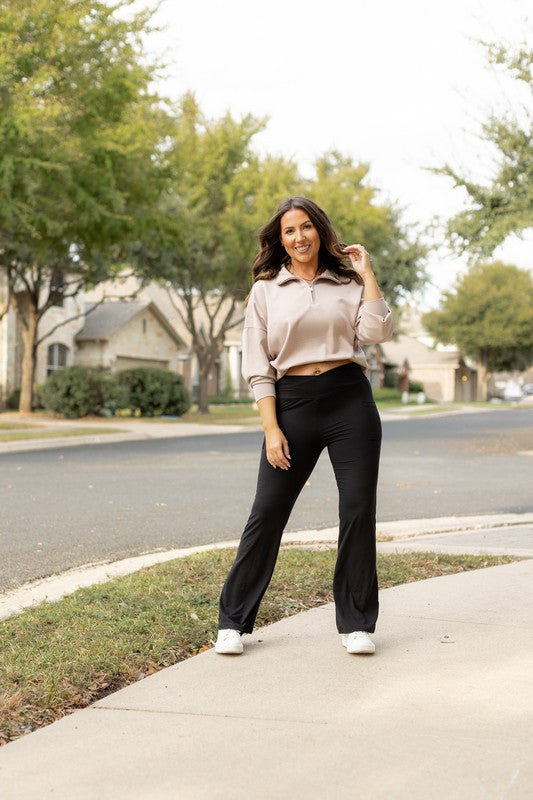 Julia Rose - The Liz - Crossover Bootcut Leggings with Pockets