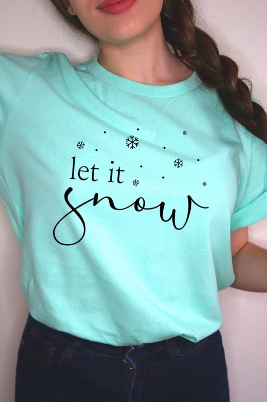 Let it Snow Graphic Tee