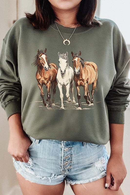 Three Horses Western Graphic Plus Sweatshirt