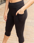 Julia Rose Sleek Pocket Collection - Capri Leggings