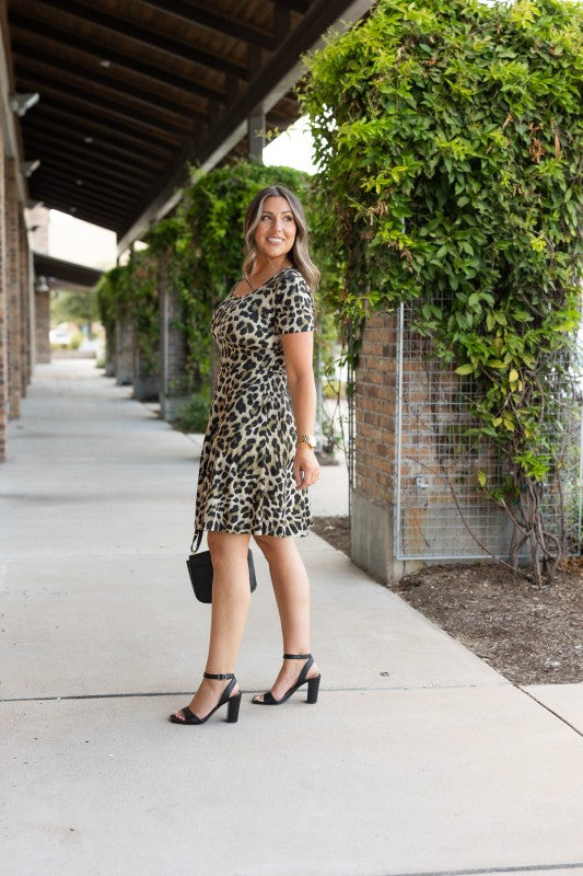 Julia Rose |The Layla Leopard Dress